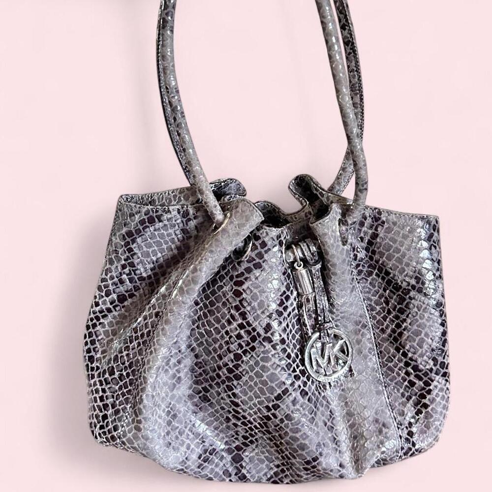 Y2k Snakeskin Michael Kors Slouchy bucket bag